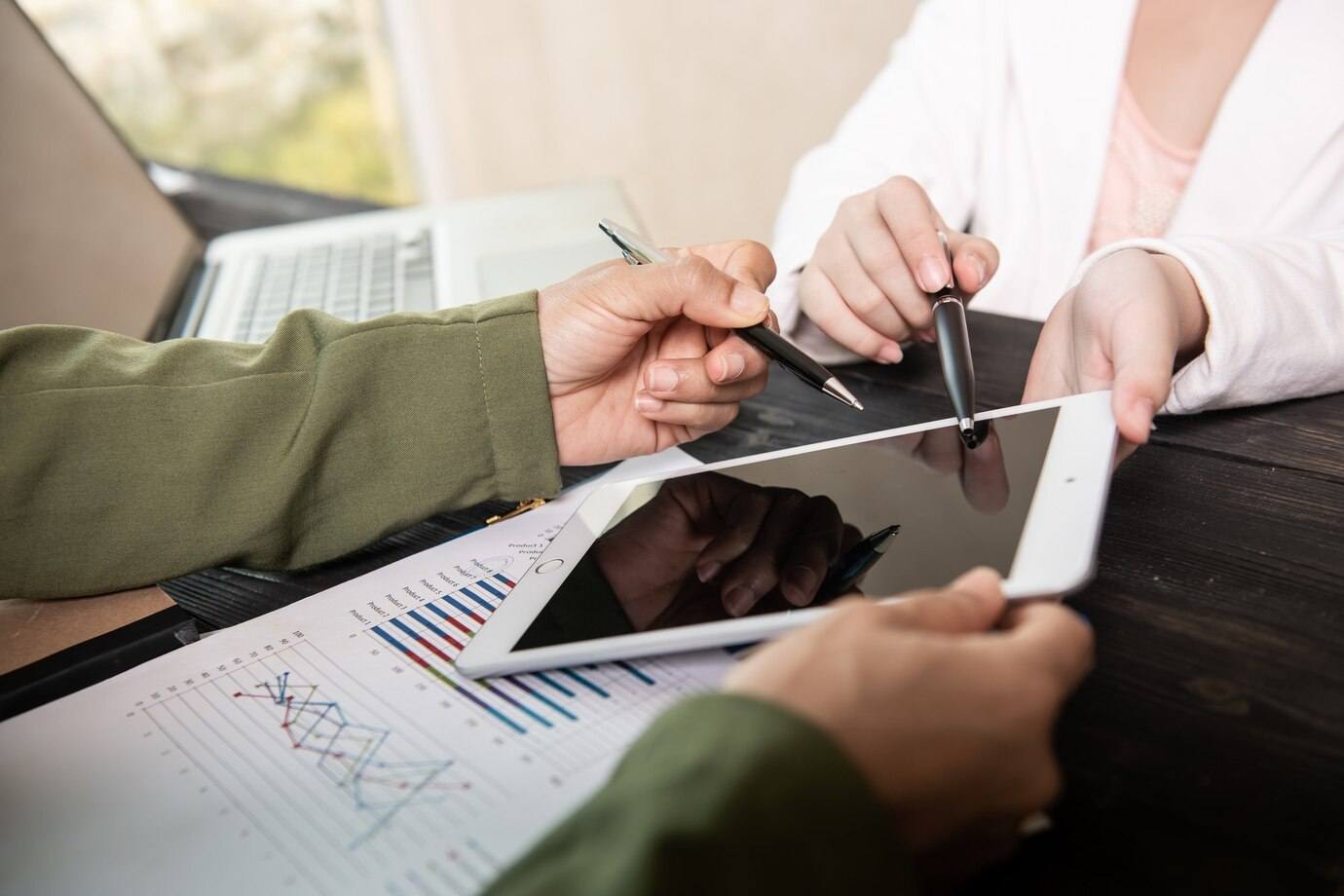 Financial diagnostics and consulting for business